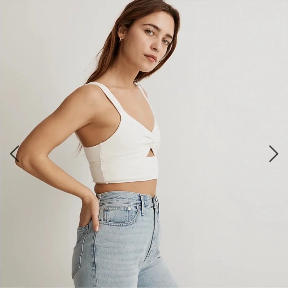 | madewell • textured cutout knot front cropped tank top • large | - Picture 4 of 15